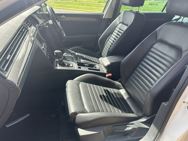 2016 Volkswagen Passat