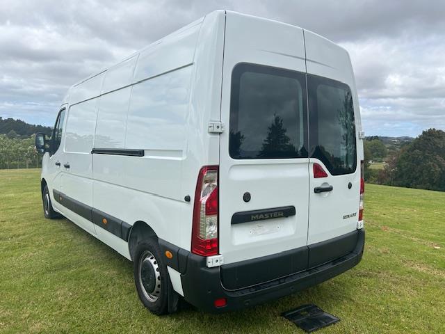 2023 Renault Master