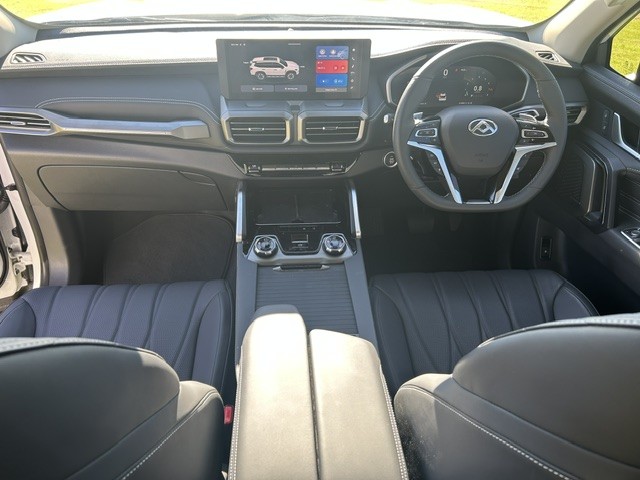 2025 LDV D90
