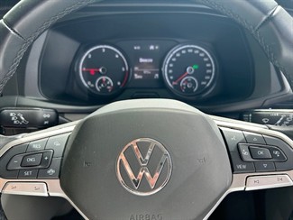 2024 Volkswagen Transporter - Thumbnail