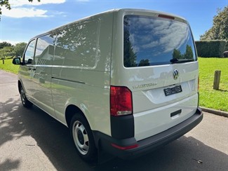 2024 Volkswagen Transporter - Thumbnail