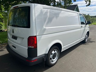 2024 Volkswagen Transporter - Thumbnail