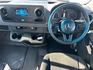 2021 Mercedes-Benz Sprinter - Thumbnail