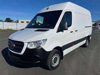 2021 Mercedes-Benz Sprinter - Thumbnail