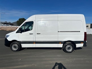 2021 Mercedes-Benz Sprinter - Thumbnail