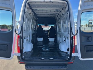 2021 Mercedes-Benz Sprinter - Thumbnail