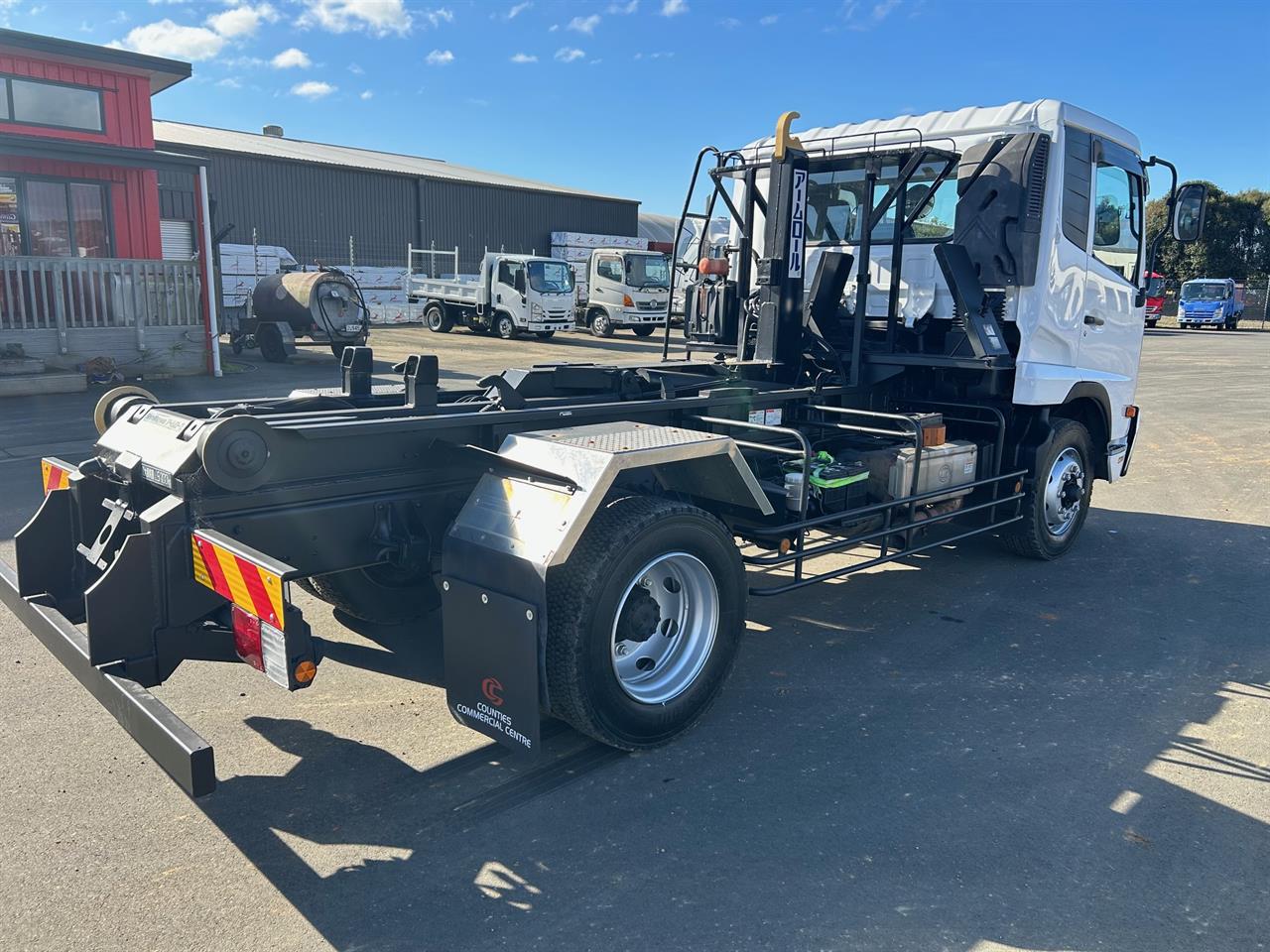 2014 Nissan UD Hookloader