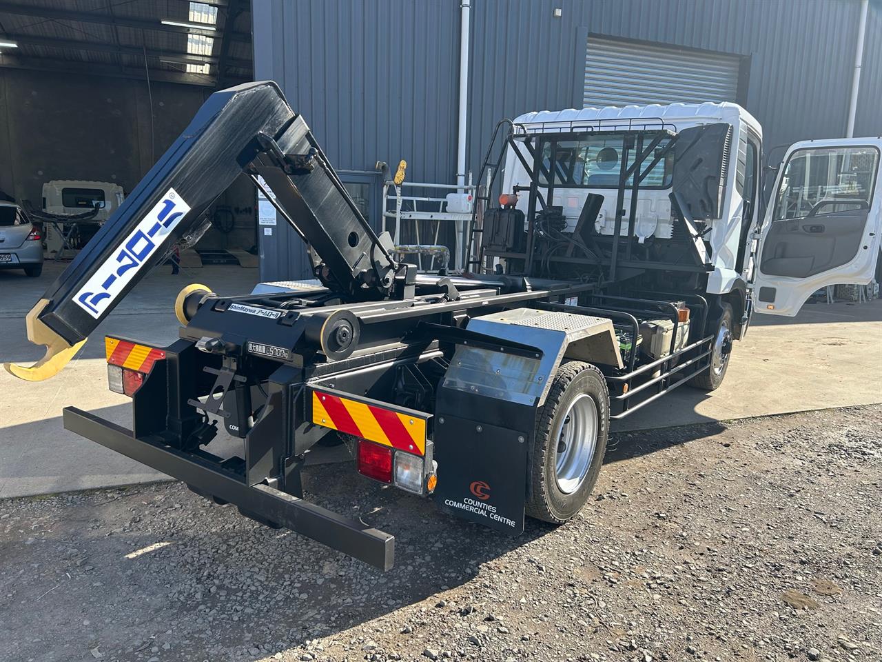 2014 Nissan UD Hookloader