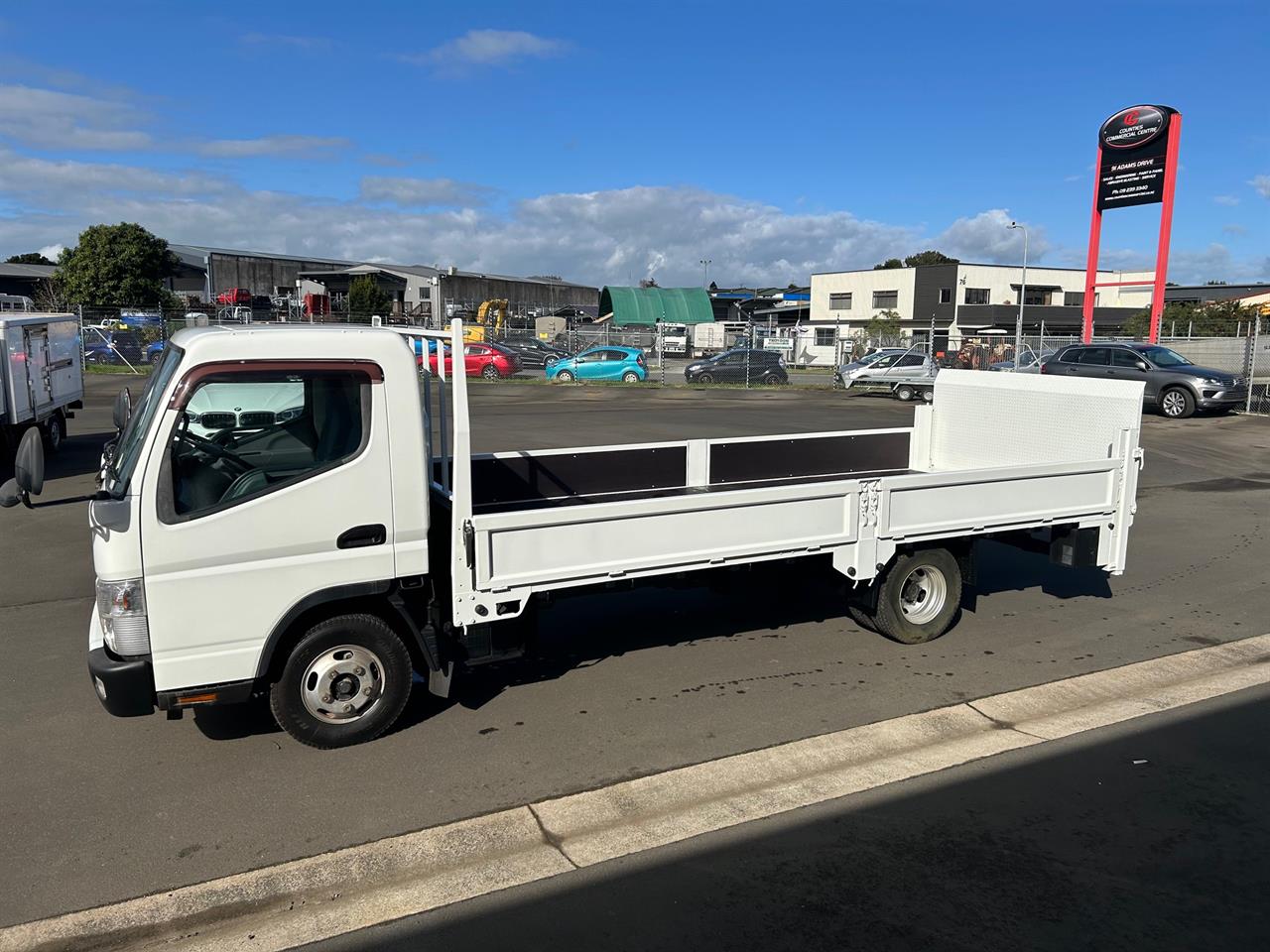 2013 Mitsubishi Canter