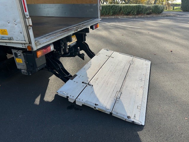 2020 Mitsubishi Canter