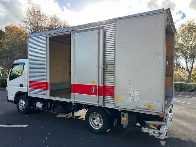 2020 Mitsubishi Canter