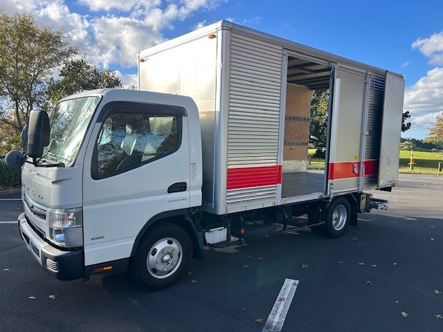 2020 Mitsubishi Canter
