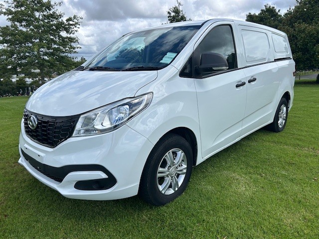 2025 LDV G10