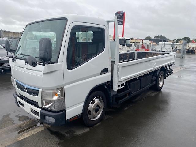 2018 Mitsubishi Canter 3165Kg Car License