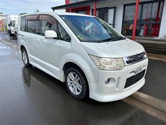 2008 Mitsubishi Delica D5 Rodest Limited - Thumbnail