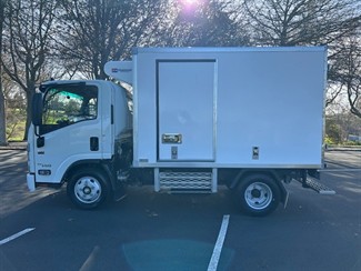 2023 Isuzu Elf - Thumbnail