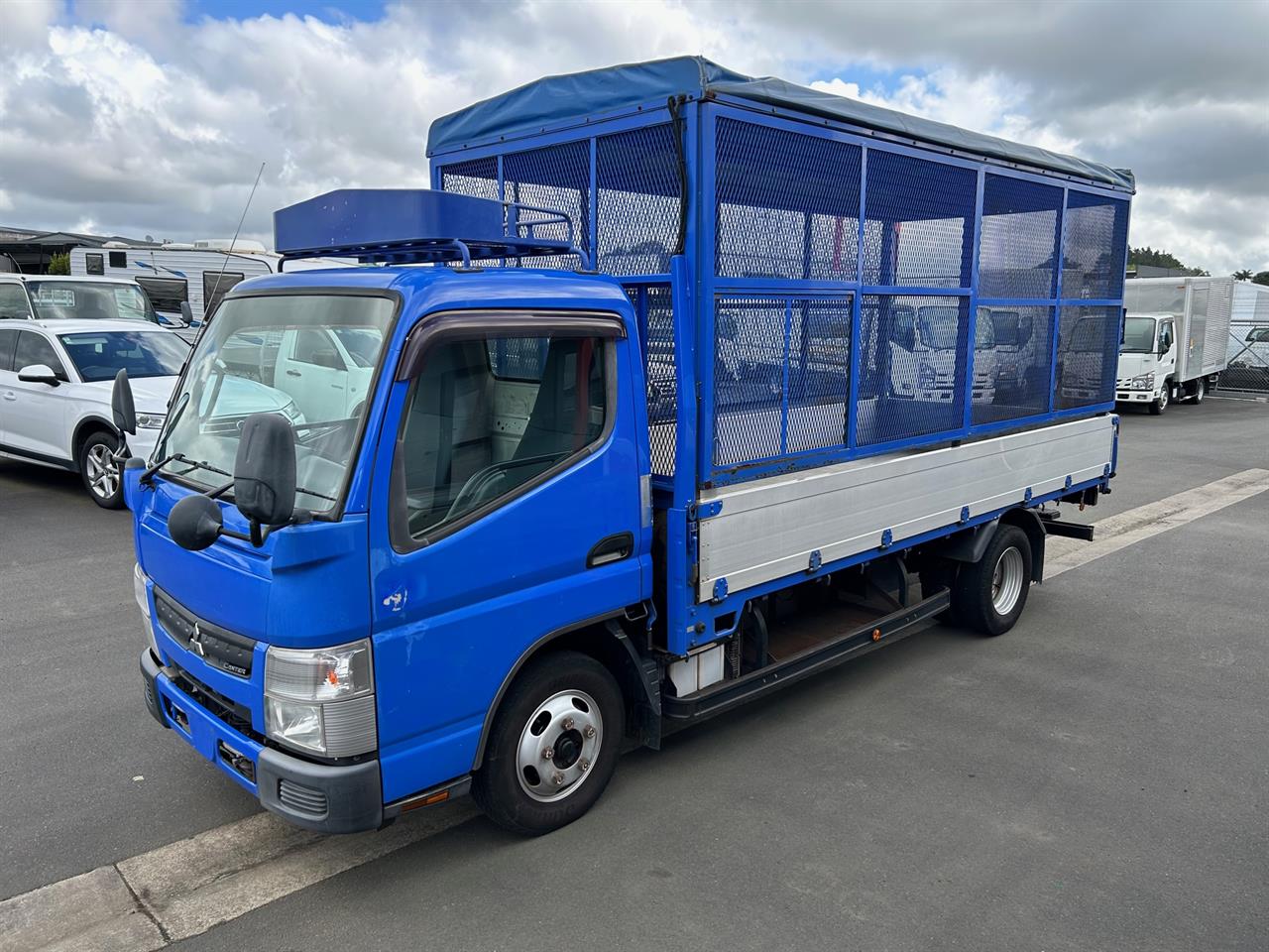 2011 Mitsubishi Canter