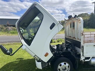 2017 Toyota Dyna - Thumbnail