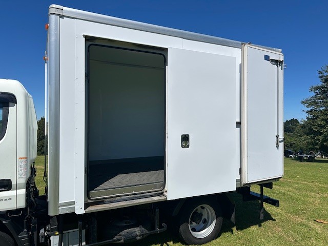 2020 Mitsubishi Canter