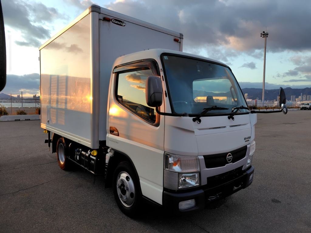 2020 Mitsubishi Canter
