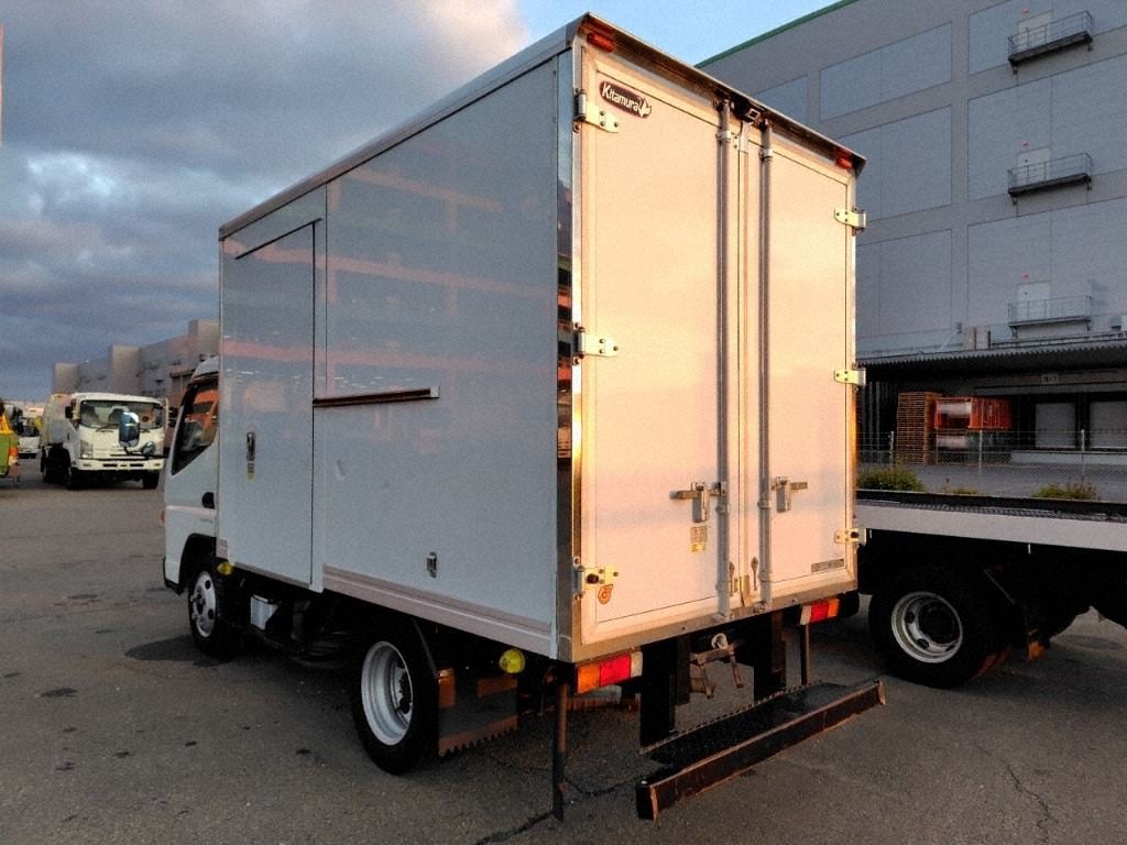 2020 Mitsubishi Canter