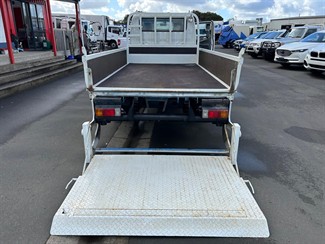 2013 Toyota Dyna - Thumbnail