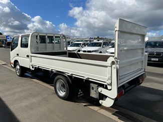 2013 Toyota Dyna - Thumbnail