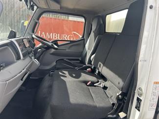 2020 Mitsubishi Canter - Thumbnail