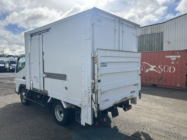 2020 Mitsubishi Canter