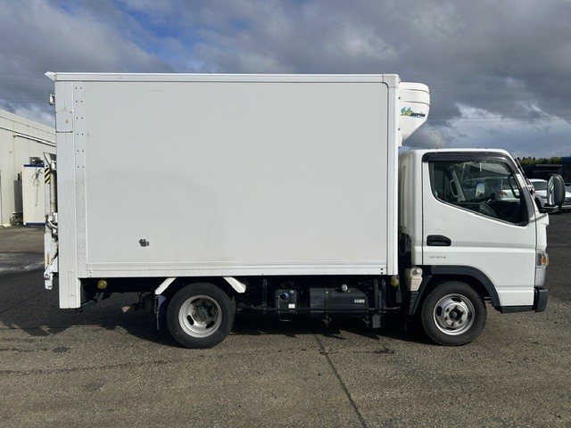 2020 Mitsubishi Canter