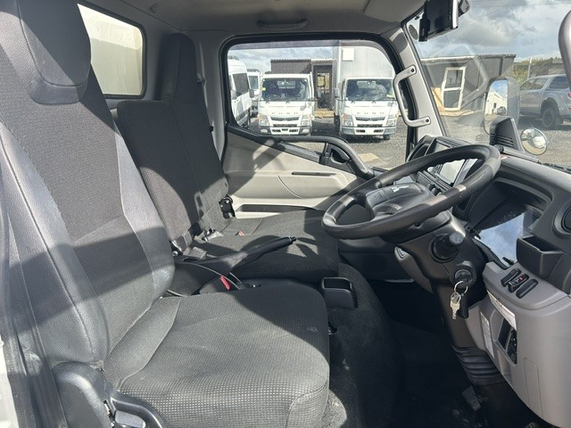 2020 Mitsubishi Canter