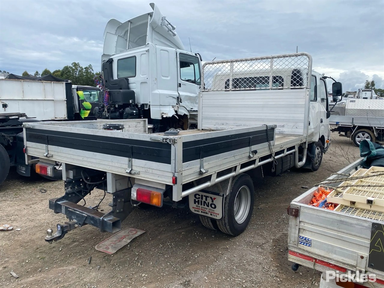 2019 Hino 300
