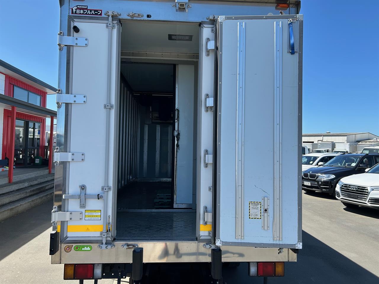 2018 Isuzu Elf Freezer