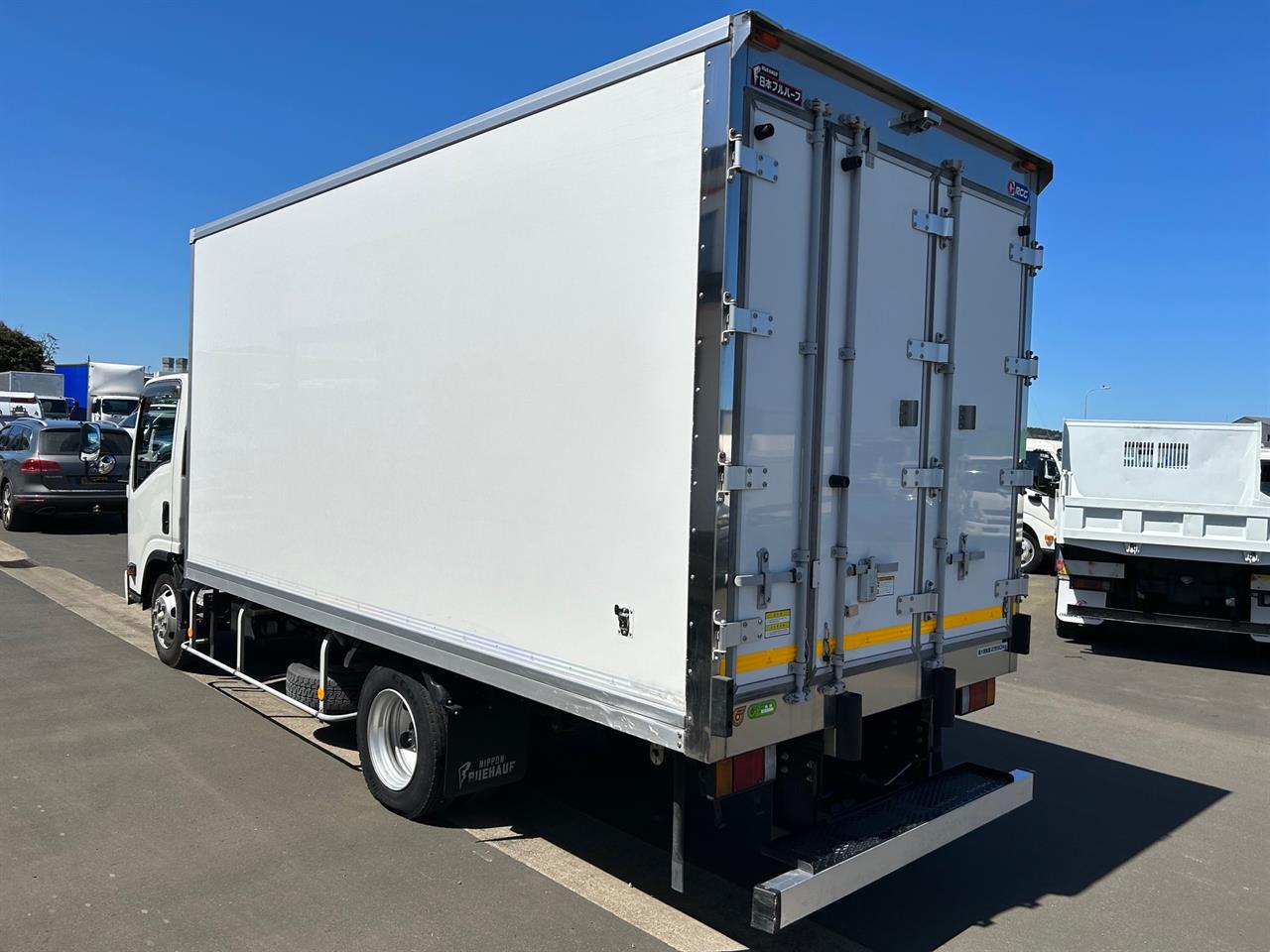 2018 Isuzu Elf Freezer