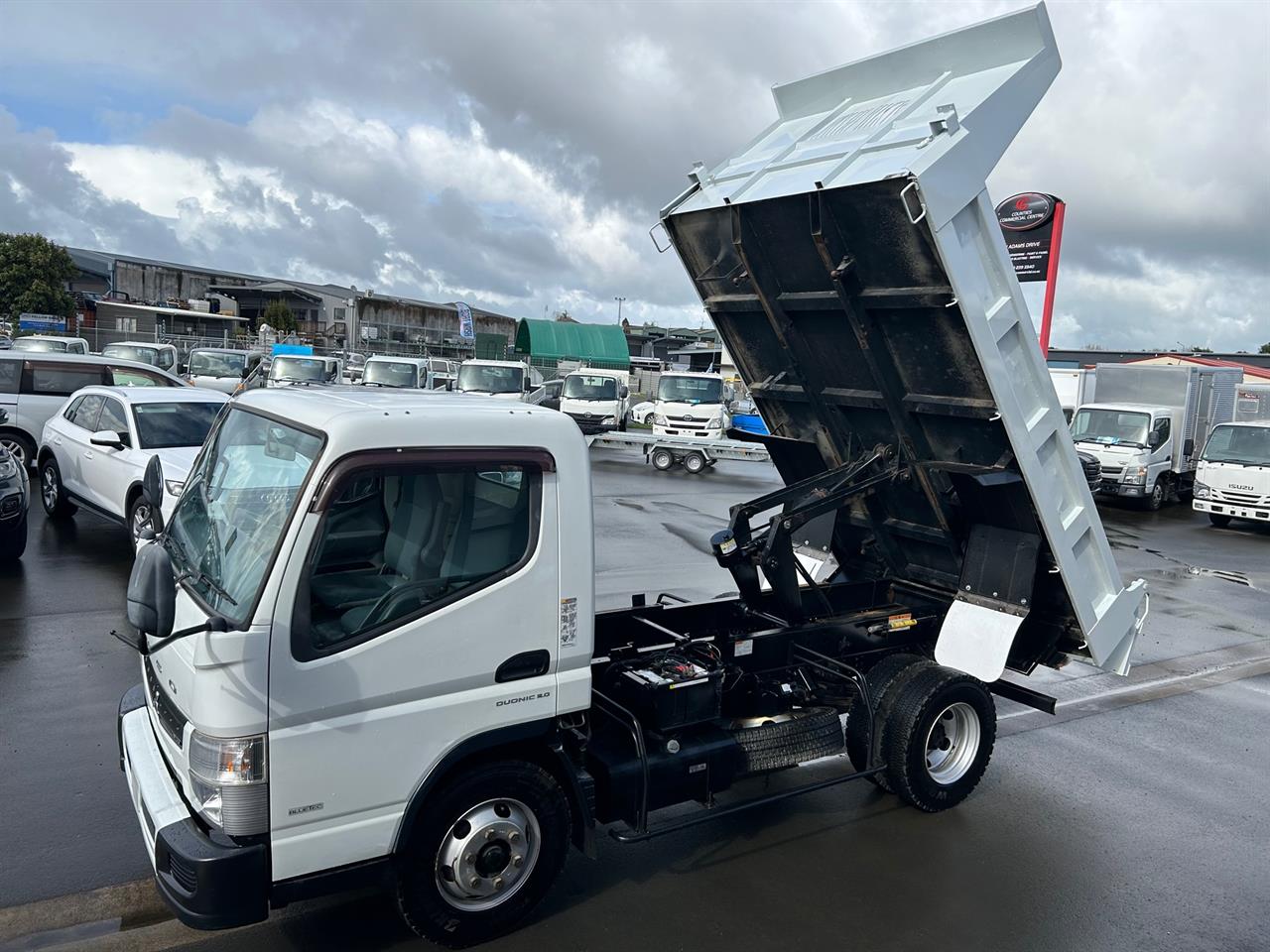 2015 Mitsubishi Canter 4165kg