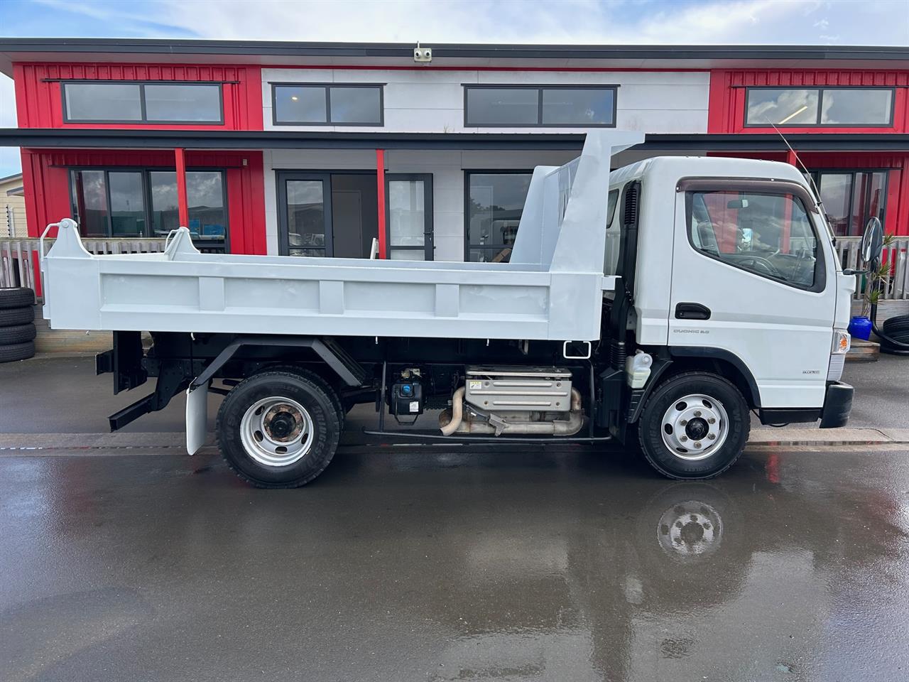 2015 Mitsubishi Canter 4165kg