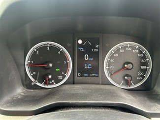 2025 Toyota Hiace - Thumbnail