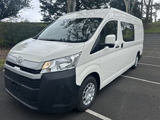 2025 Toyota Hiace - Thumbnail