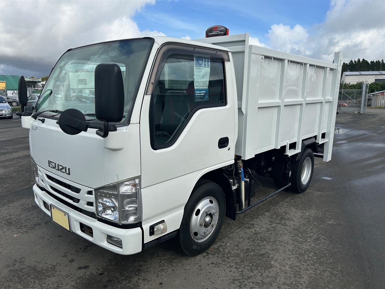 2017 Isuzu Elf Tipper Taillift