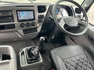2015 Nissan Condor - Thumbnail