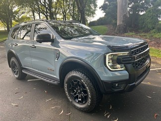 2025 Ford Everest - Thumbnail
