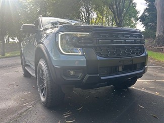 2025 Ford Everest - Thumbnail