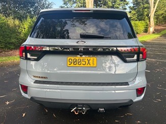 2025 Ford Everest - Thumbnail