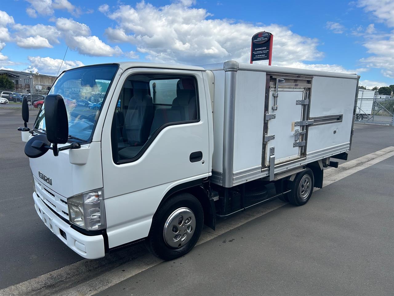 2007 Isuzu Elf Freezer