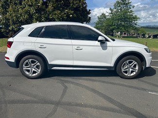 2017 Audi Q5 - Thumbnail