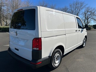 2021 Volkswagen Transporter - Thumbnail