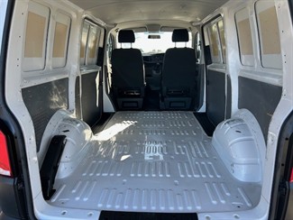 2021 Volkswagen Transporter - Thumbnail