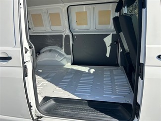 2021 Volkswagen Transporter - Thumbnail
